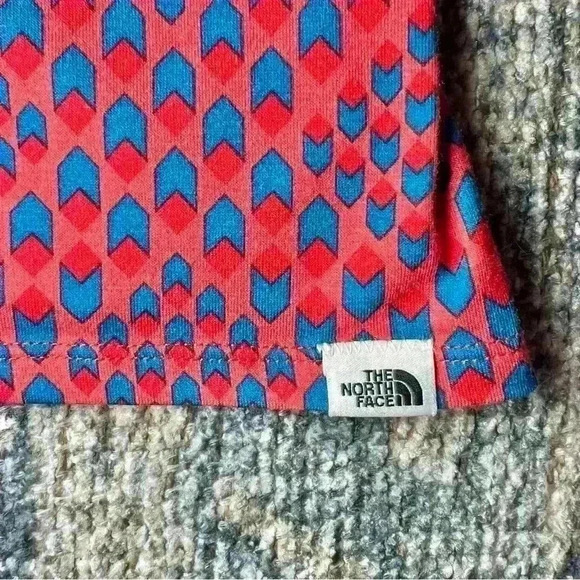 The North Face Women’s Red and Blue Sport Tank Size Small - Picture 8 of 14